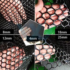 Plastic flat mesh